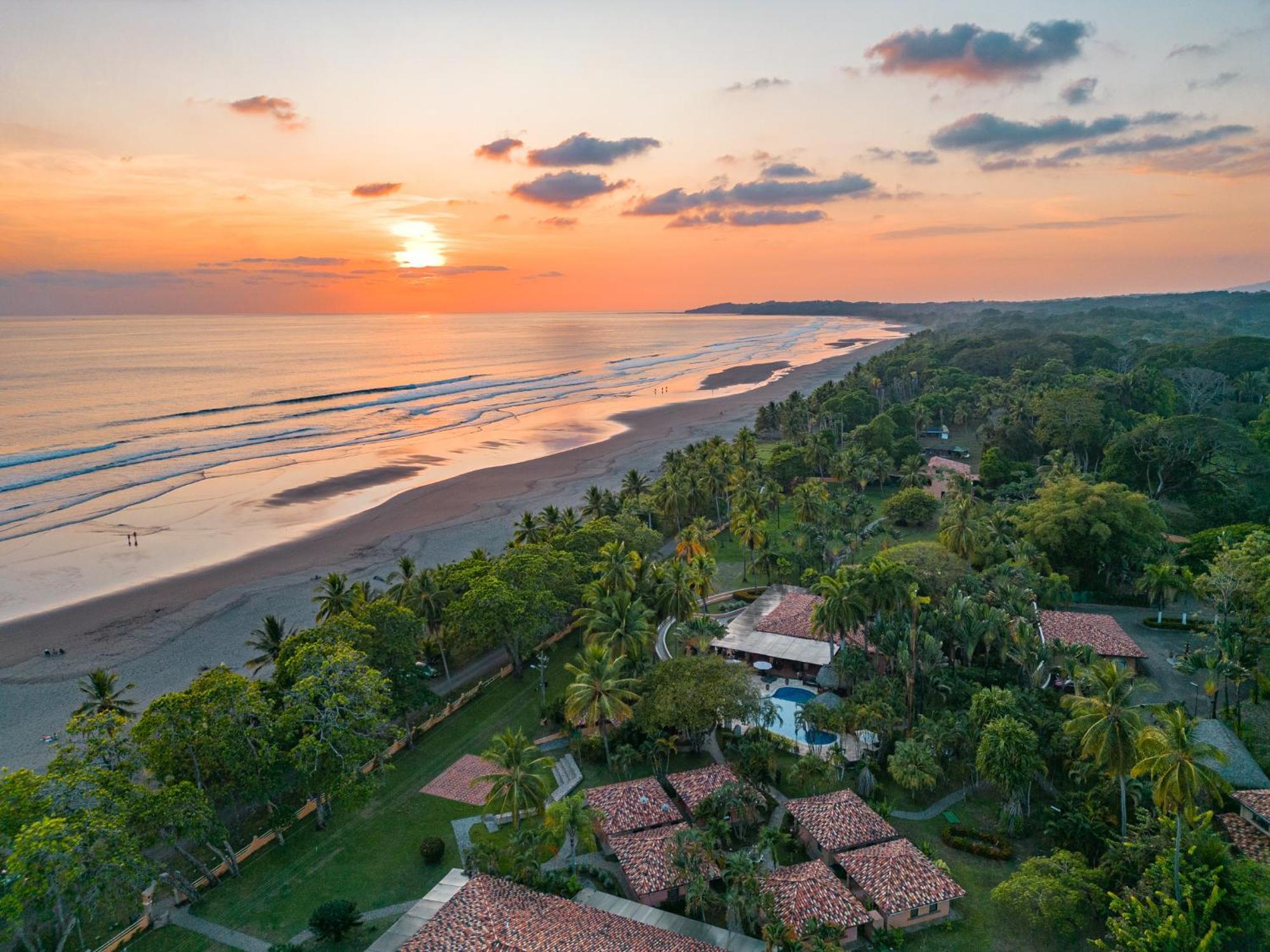 Sunset Del Mar Beach Resort Esterillos Este Buitenkant foto